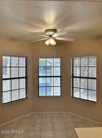 2363 W COMSTOCK Drive, Chandler, AZ 85224