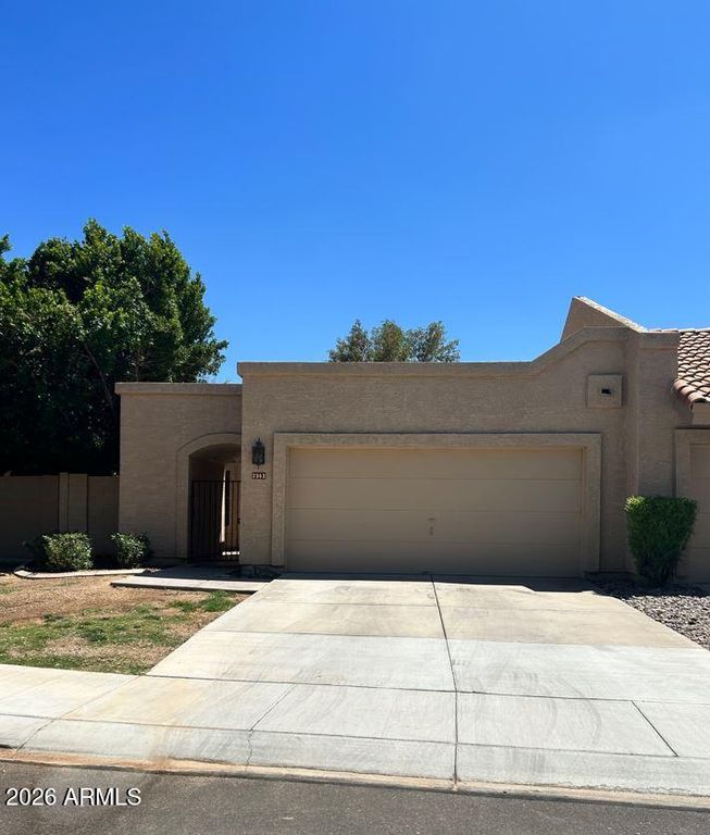 2363 W COMSTOCK Drive, Chandler, AZ 85224