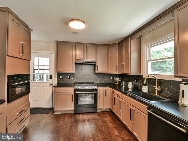 3841 SUNRISE DR, Huntingtown, MD 20639