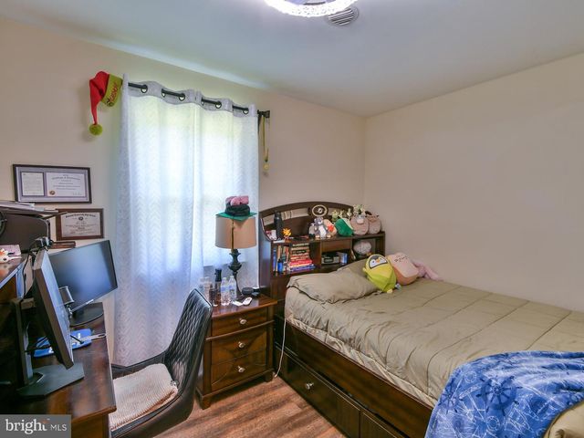 3841 SUNRISE DR, Huntingtown, MD 20639