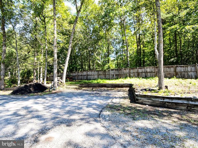 3841 SUNRISE DR, Huntingtown, MD 20639