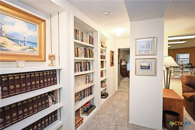 762 Pinehurst Drive, New Braunfels, TX 78130