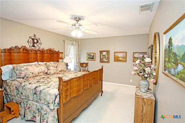762 Pinehurst Drive, New Braunfels, TX 78130