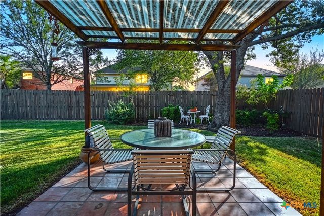 762 Pinehurst Drive, New Braunfels, TX 78130
