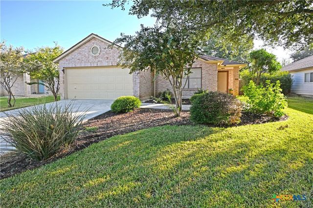 762 Pinehurst Drive, New Braunfels, TX 78130