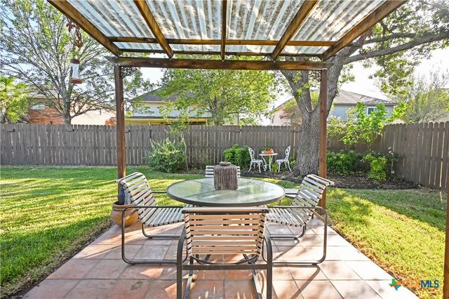 762 Pinehurst Drive, New Braunfels, TX 78130