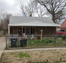 2022 N Madison Ave, Wichita, KS 67214