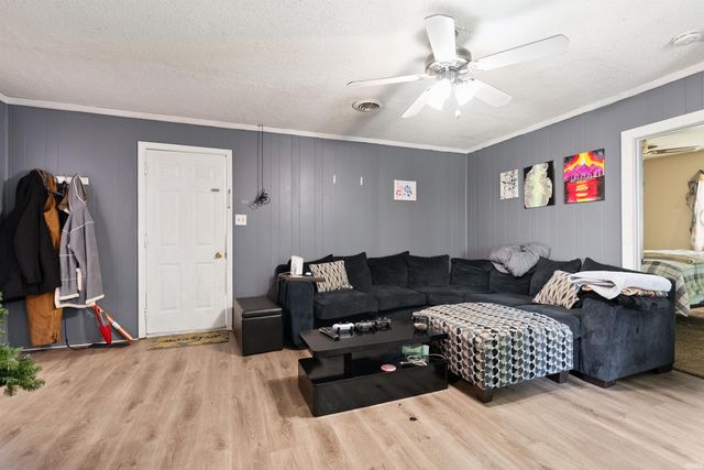 2805 Fairoak Drive, Fort Wayne, IN 46809
