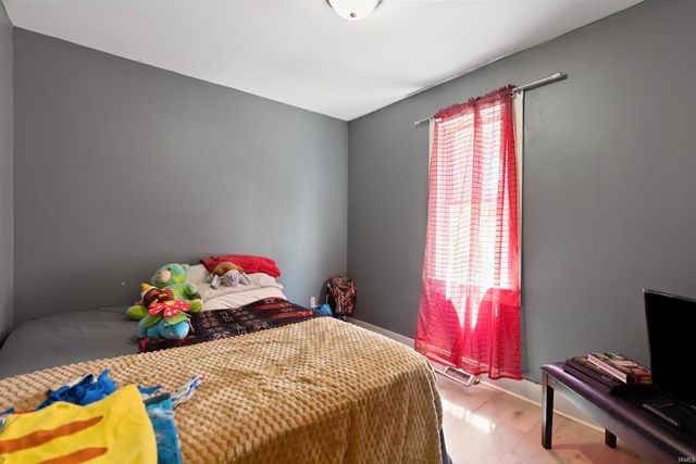 2805 Fairoak Drive, Fort Wayne, IN 46809