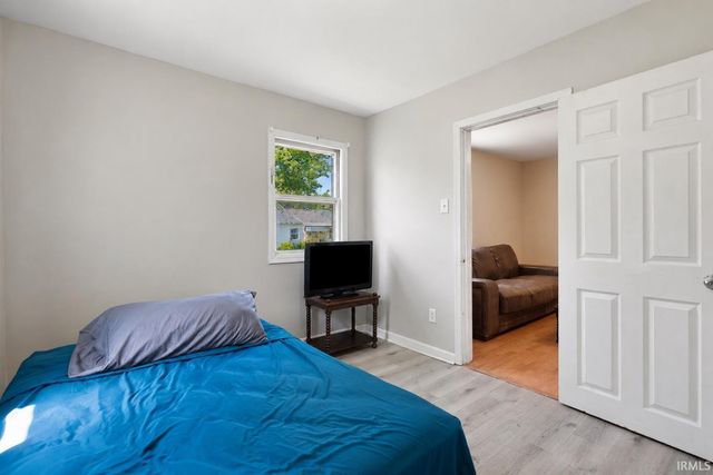 2805 Fairoak Drive, Fort Wayne, IN 46809