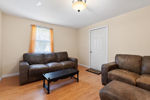 2805 Fairoak Drive, Fort Wayne, IN 46809