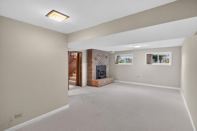 724 E 152nd Street, Burnsville, MN 55306