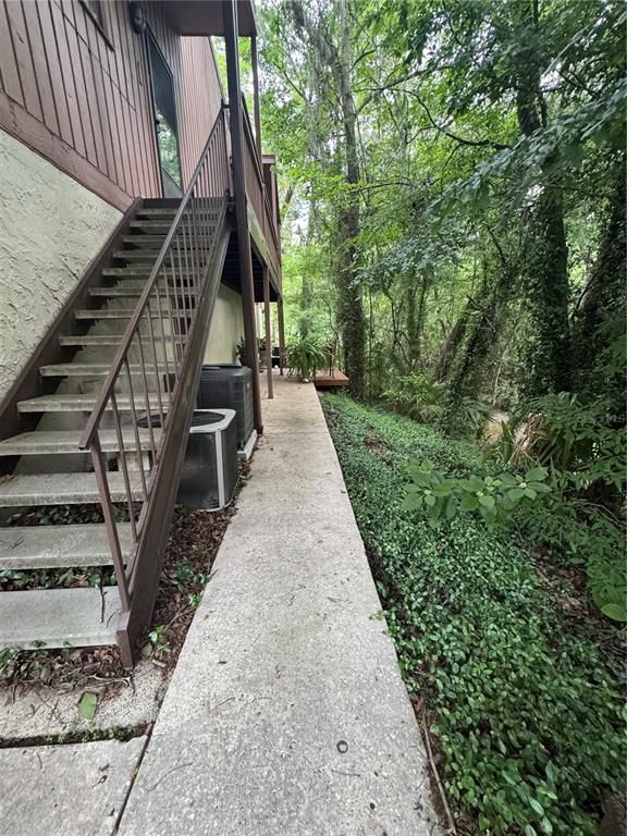 1515 NW 29TH ROAD E3, Gainesville, FL 32605