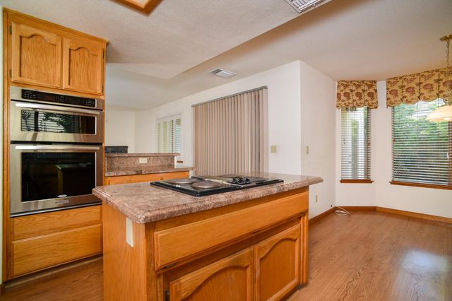 5624 Montclair Cir, Rocklin, CA 95677