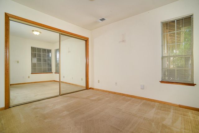 5624 Montclair Cir, Rocklin, CA 95677