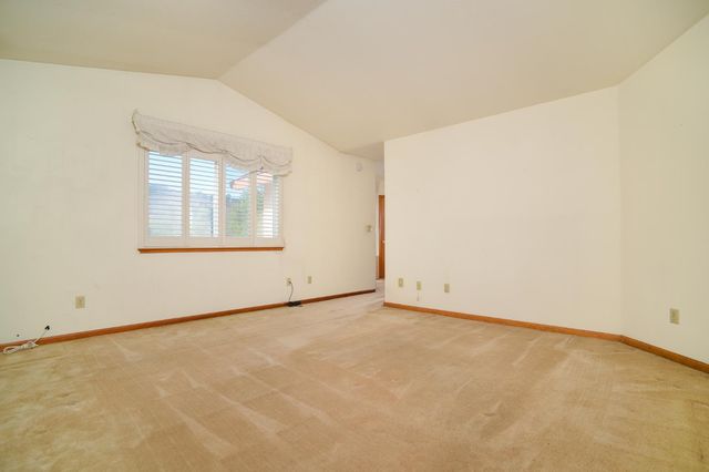 5624 Montclair Cir, Rocklin, CA 95677