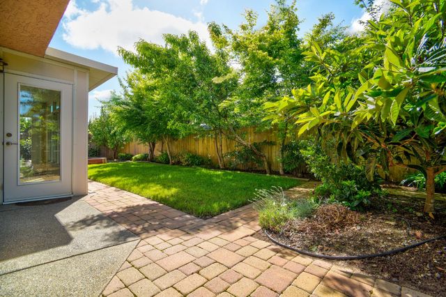 5624 Montclair Cir, Rocklin, CA 95677