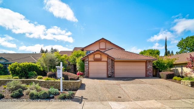 5624 Montclair Cir, Rocklin, CA 95677