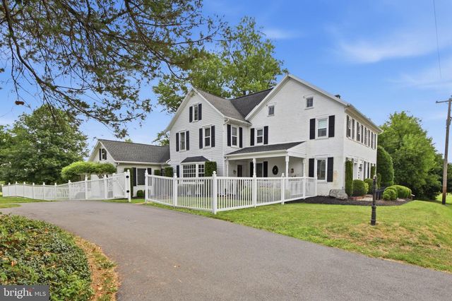 2895 TABLE ROCK RD, Biglerville, PA 17307