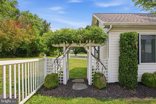 2895 TABLE ROCK RD, Biglerville, PA 17307