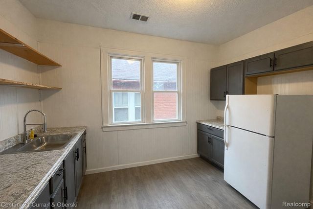 3014 Sturtevant Street, Detroit, MI 48206