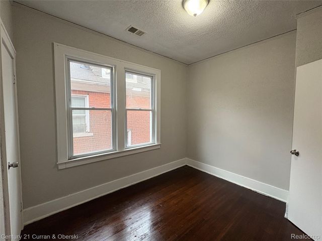 3014 Sturtevant Street, Detroit, MI 48206