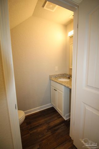 150 S Crow Rd 1603, Pensacola, FL 32506