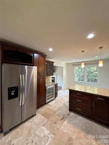 3927 Sharon View Road, Charlotte, NC 28226