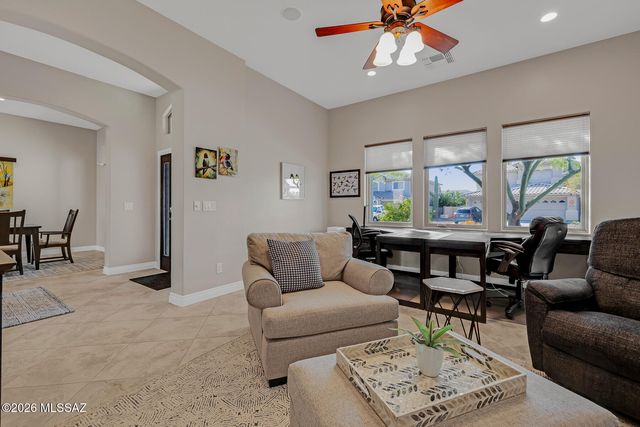 13876 N Silvercreek Place, Oro Valley, AZ 85755
