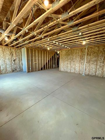 541 W Corsac Road, Lincoln, NE 68523