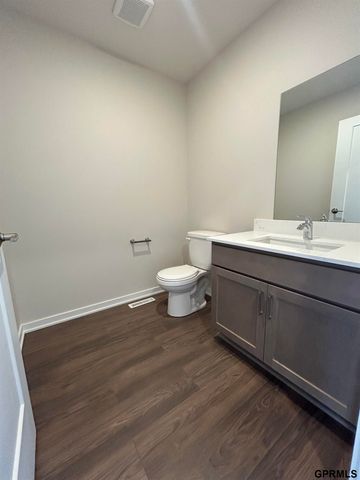 541 W Corsac Road, Lincoln, NE 68523