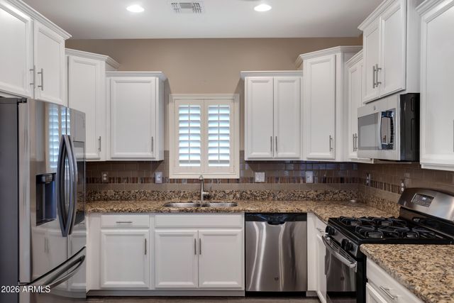 26239 N 166th Avenue, Surprise, AZ 85387