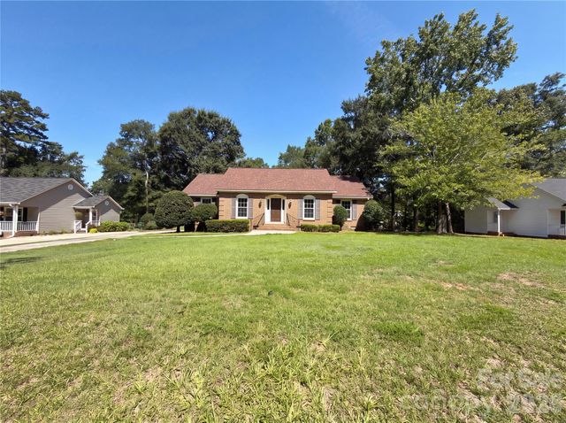 2592 Tully Court, Lancaster, SC 29720