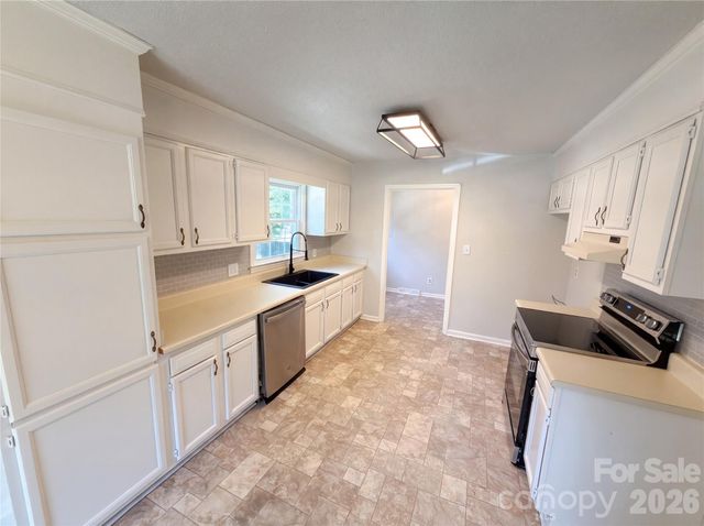 2592 Tully Court, Lancaster, SC 29720