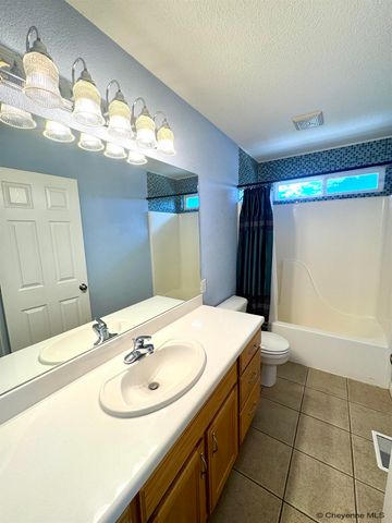 3310 HAYFORD AVE, Laramie, WY 82072