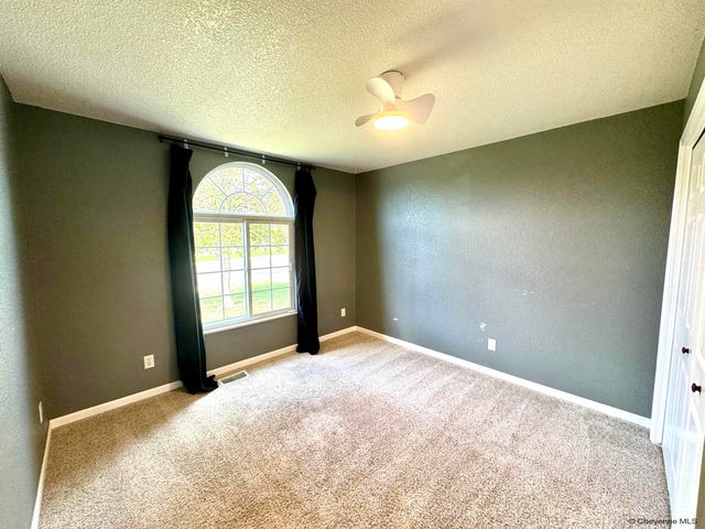 3310 HAYFORD AVE, Laramie, WY 82072