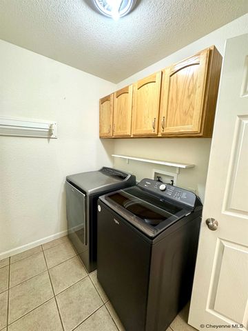 3310 HAYFORD AVE, Laramie, WY 82072