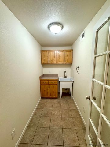 3310 HAYFORD AVE, Laramie, WY 82072