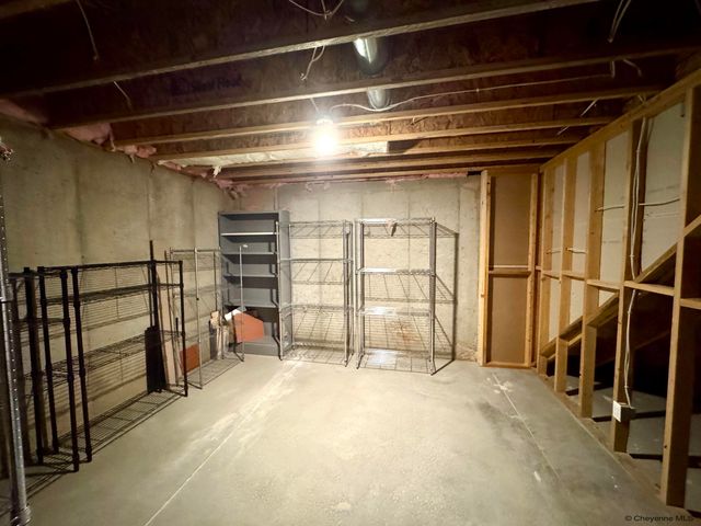 3310 HAYFORD AVE, Laramie, WY 82072