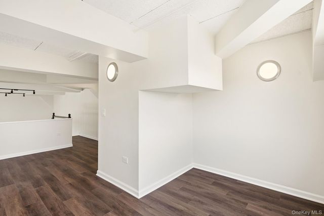1 Landmark Square 607, Port Chester, NY 10573