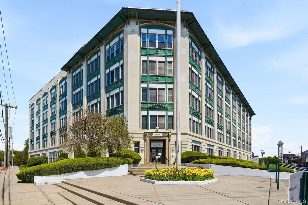 1 Landmark Square 607, Port Chester, NY 10573