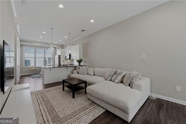 633 Broadview Place, Atlanta, GA 30324
