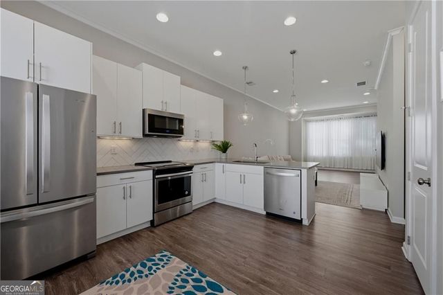 633 Broadview Place, Atlanta, GA 30324