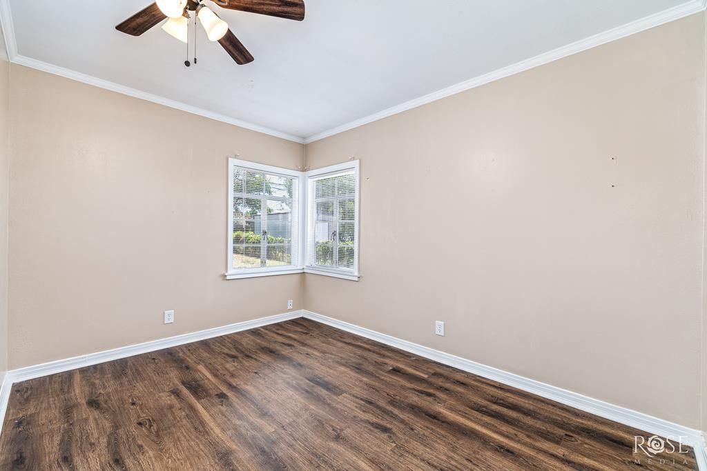 Image 14 of property listing at 2105 Coleman St, San Angelo, TX 76901