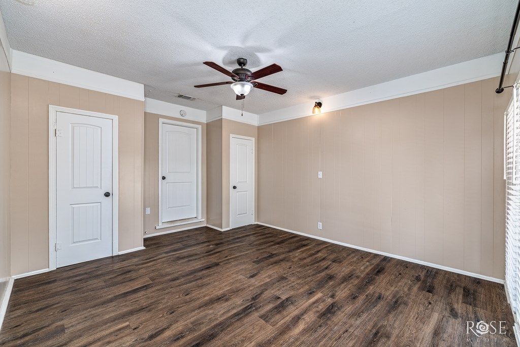 Image 15 of property listing at 2105 Coleman St, San Angelo, TX 76901