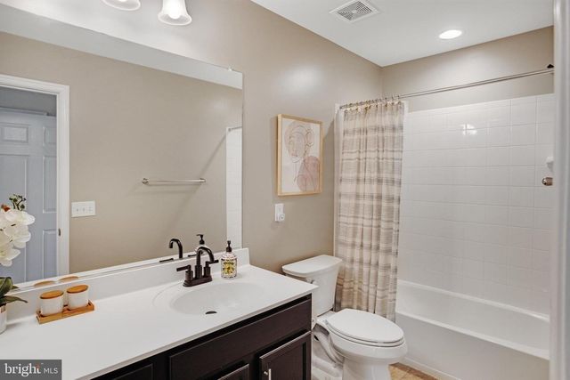 17141 GIBSON MILL RD, Dumfries, VA 22026