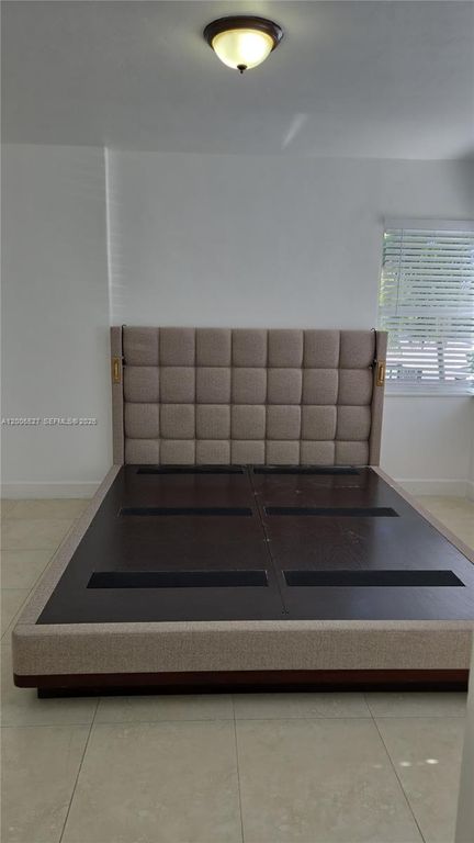 9473 Abbott Ave 1, Surfside, FL 33154