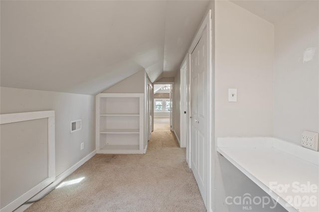 826 Davie Avenue, Statesville, NC 28677