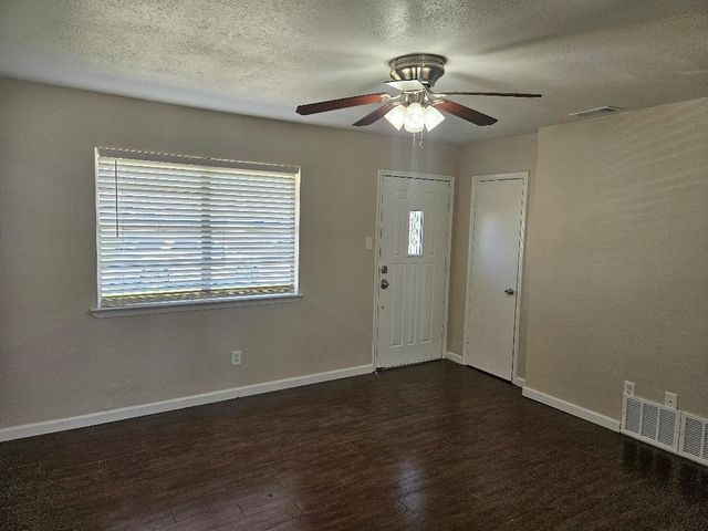3511 Casa Ridge Drive, Mesquite, TX 75150