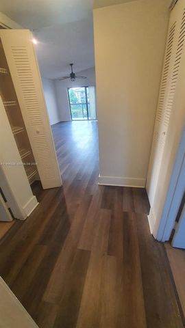 9885 Nob Hill Court 9885, Sunrise, FL 33351